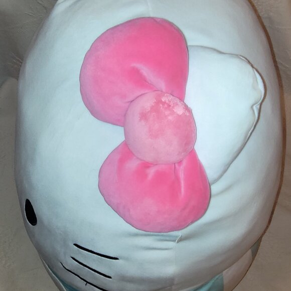 2024 Sanrio Giant SQUISHMALLOW (read) - Picture 9 of 14